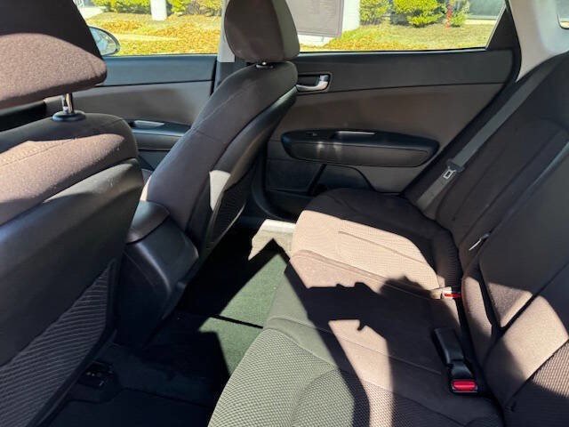 Used 2019 Kia Optima LX image 19