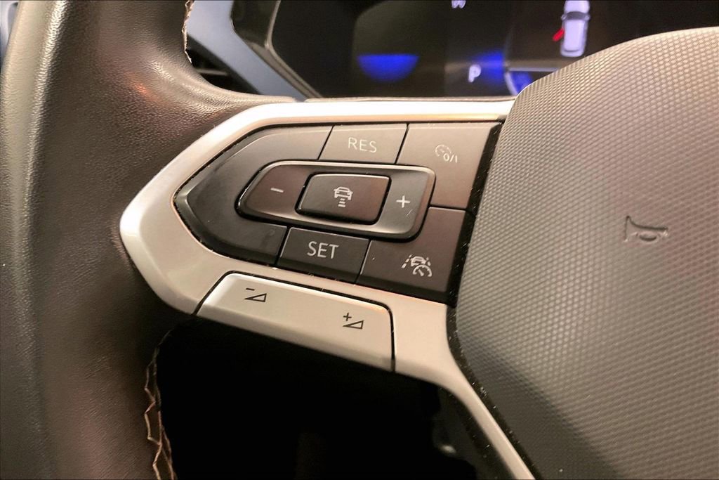 Used 2024 Volkswagen Taos SE image 19