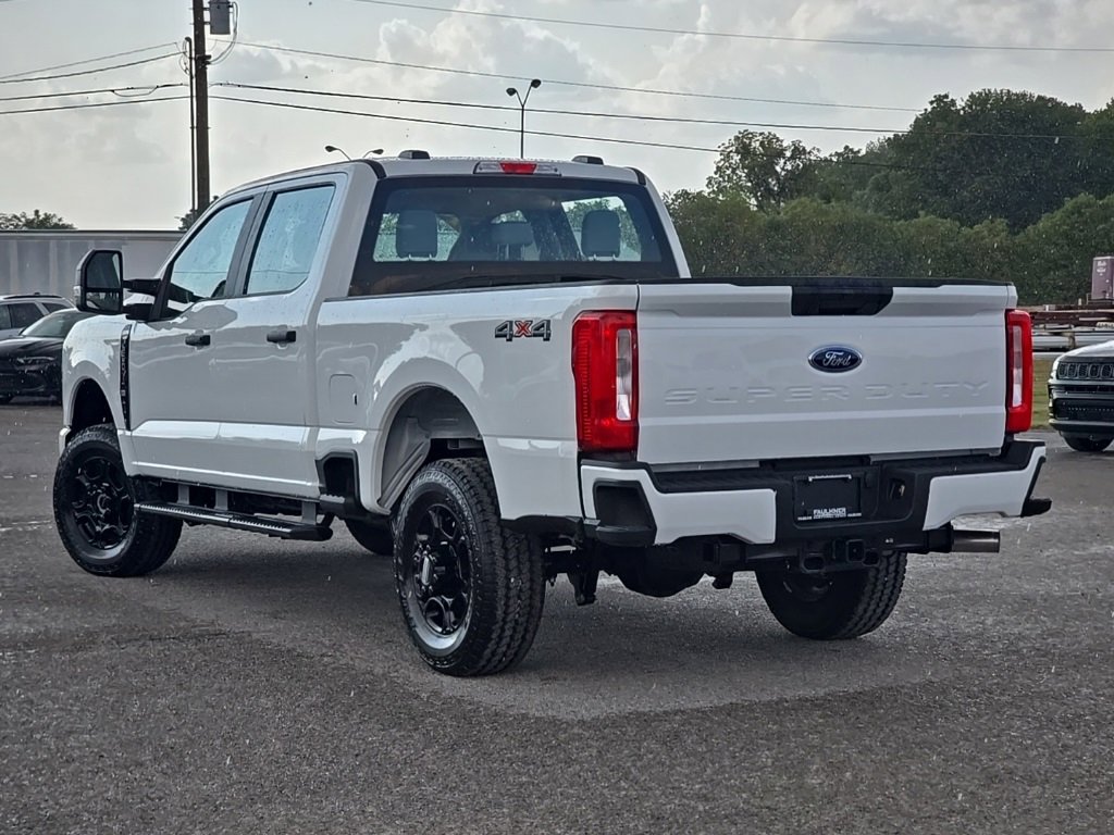 New 2026 Ford F250 4x4 Crew Cab Super Duty image 5