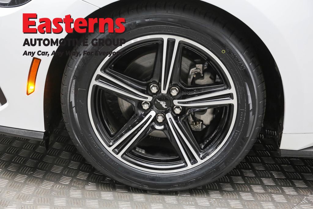 Used 2025 Ford Mustang EcoBoost image 30