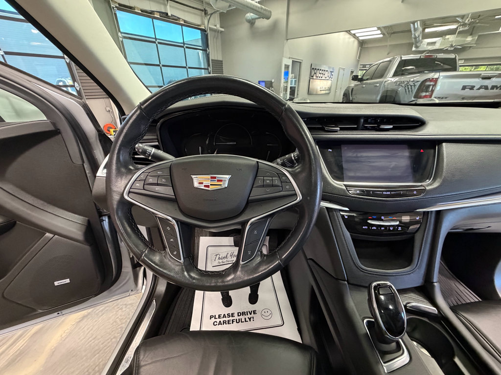Used 2019 Cadillac XT5 Luxury AWD/4WD image 11