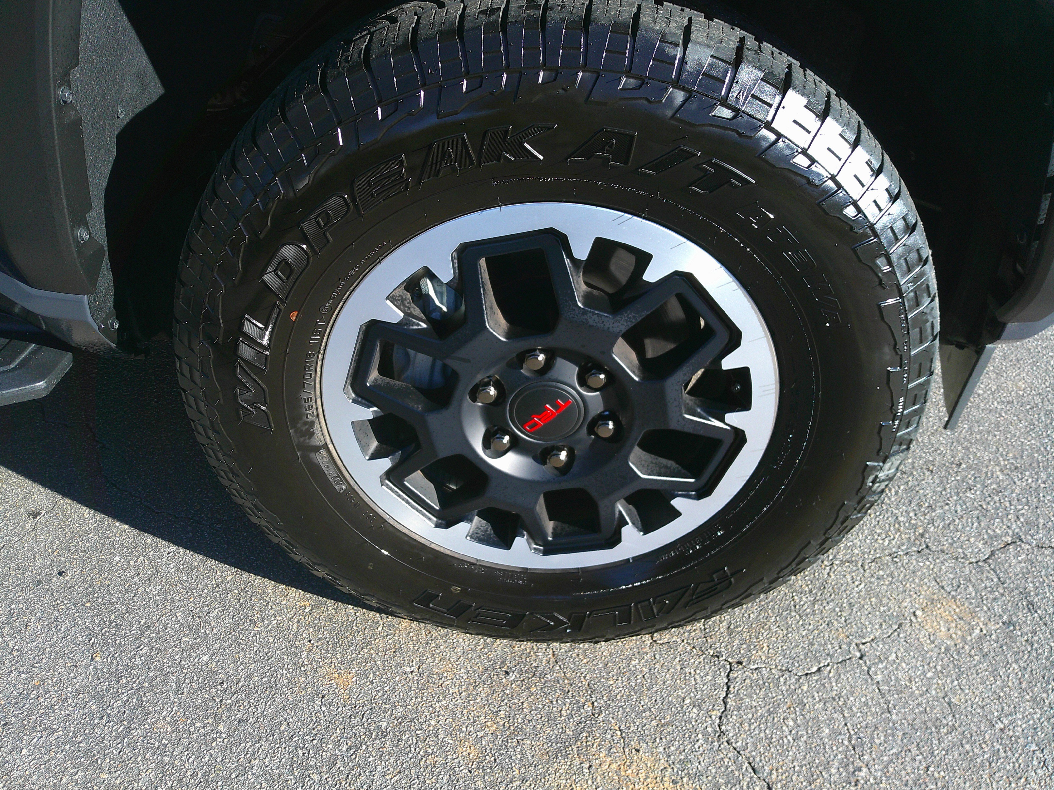 Used 2025 Toyota 4Runner TRD Off-Road image 15