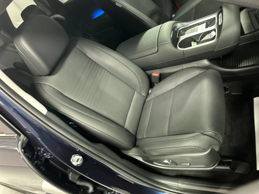 Used 2026 Hyundai Palisade Limited AWD/4WD image 25