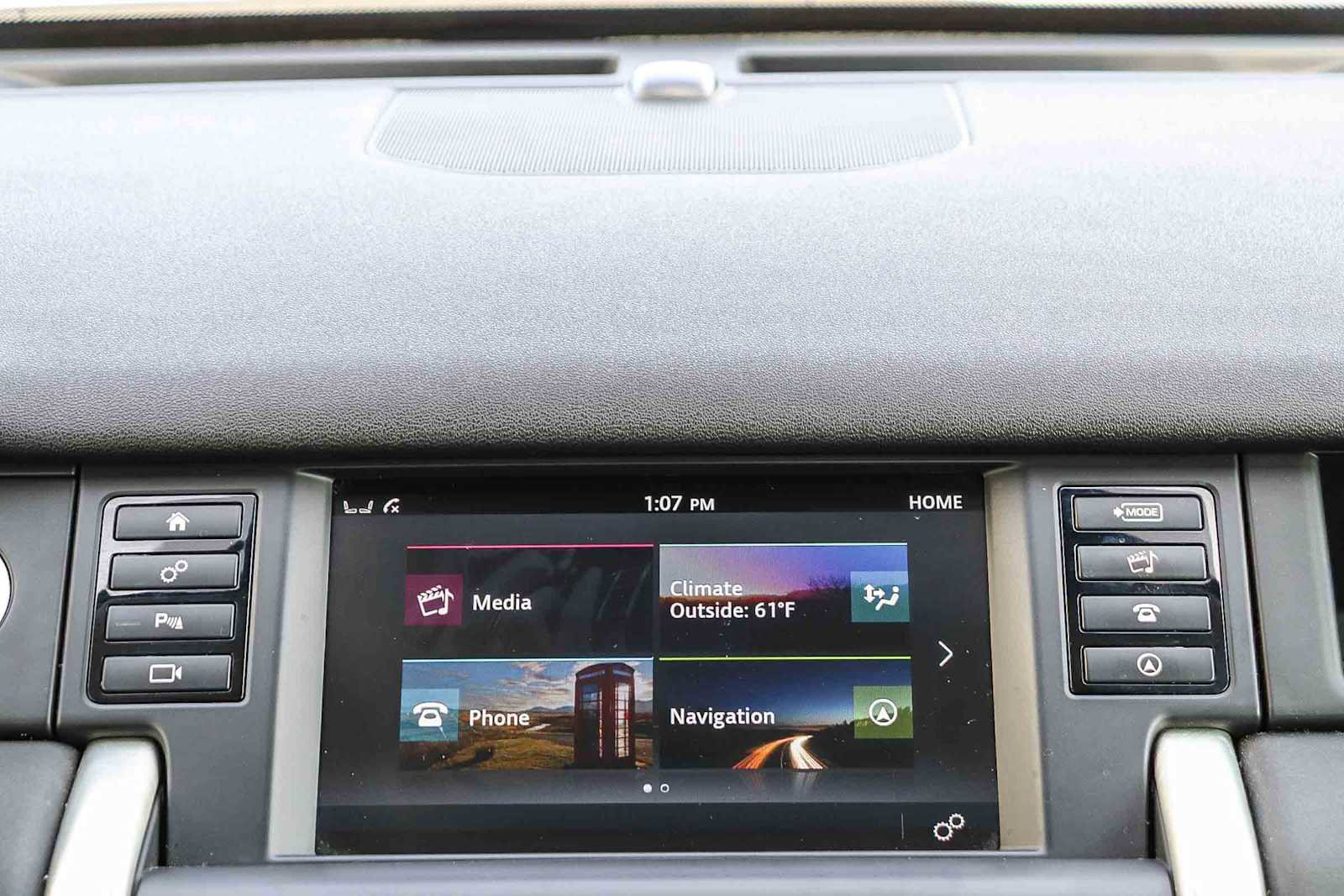 Used 2018 Land Rover Discovery Sport HSE image 15