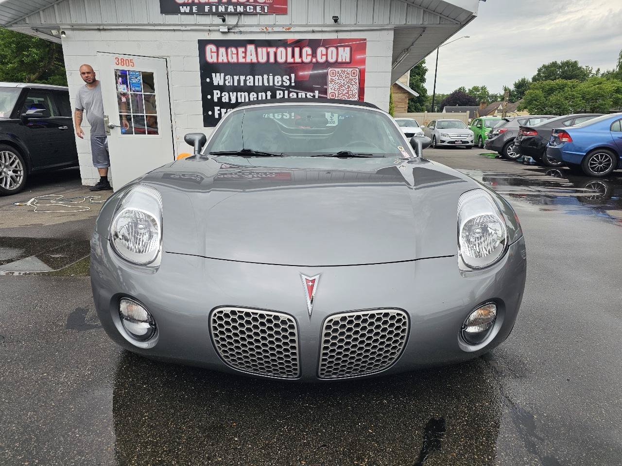Used 2007 Pontiac Solstice Convertible w/ Preferred Package RWD image 3