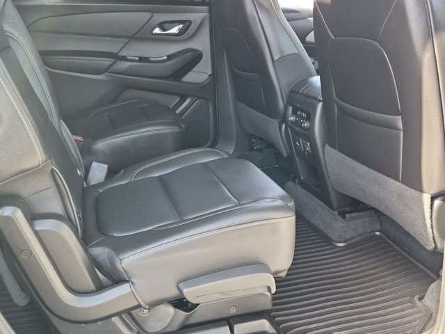 Used 2023 Chevrolet Traverse LT w/ LT Premium Package AWD/4WD image 28