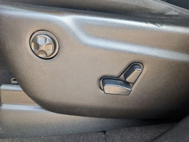 Used 2023 Dodge Durango GT AWD/4WD image 24