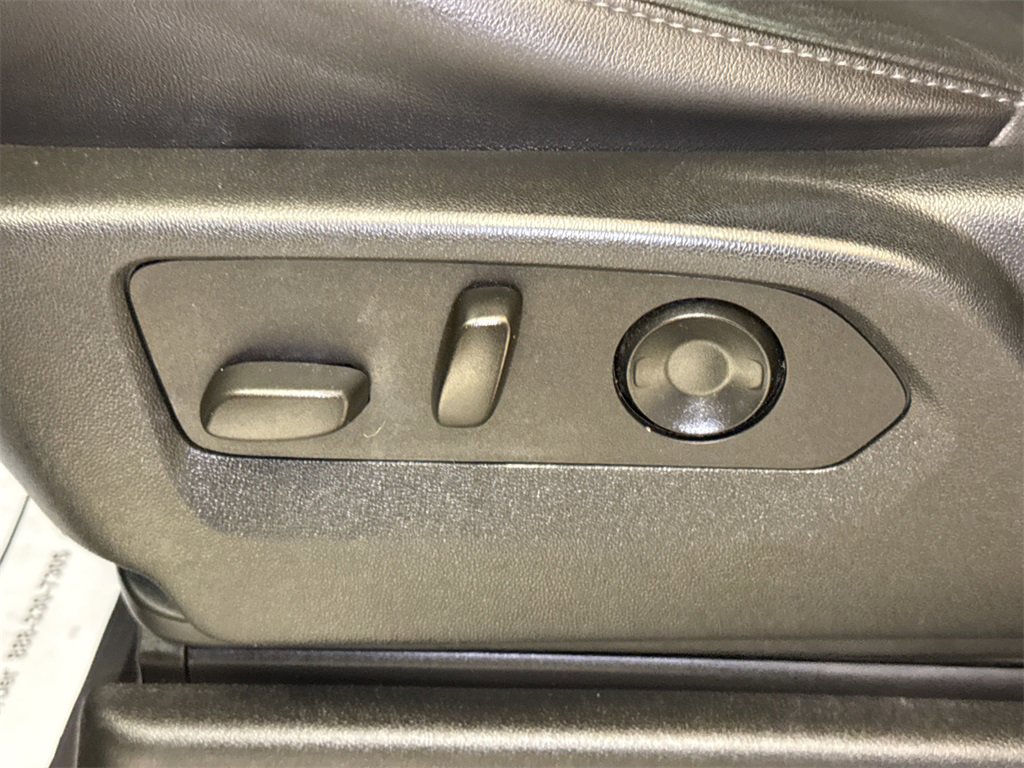 Used 2021 Chevrolet Tahoe LT image 24