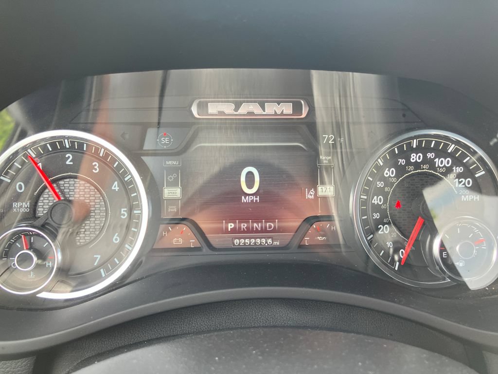 Used 2024 RAM 2500 Big Horn w/ Night Edition AWD/4WD image 20