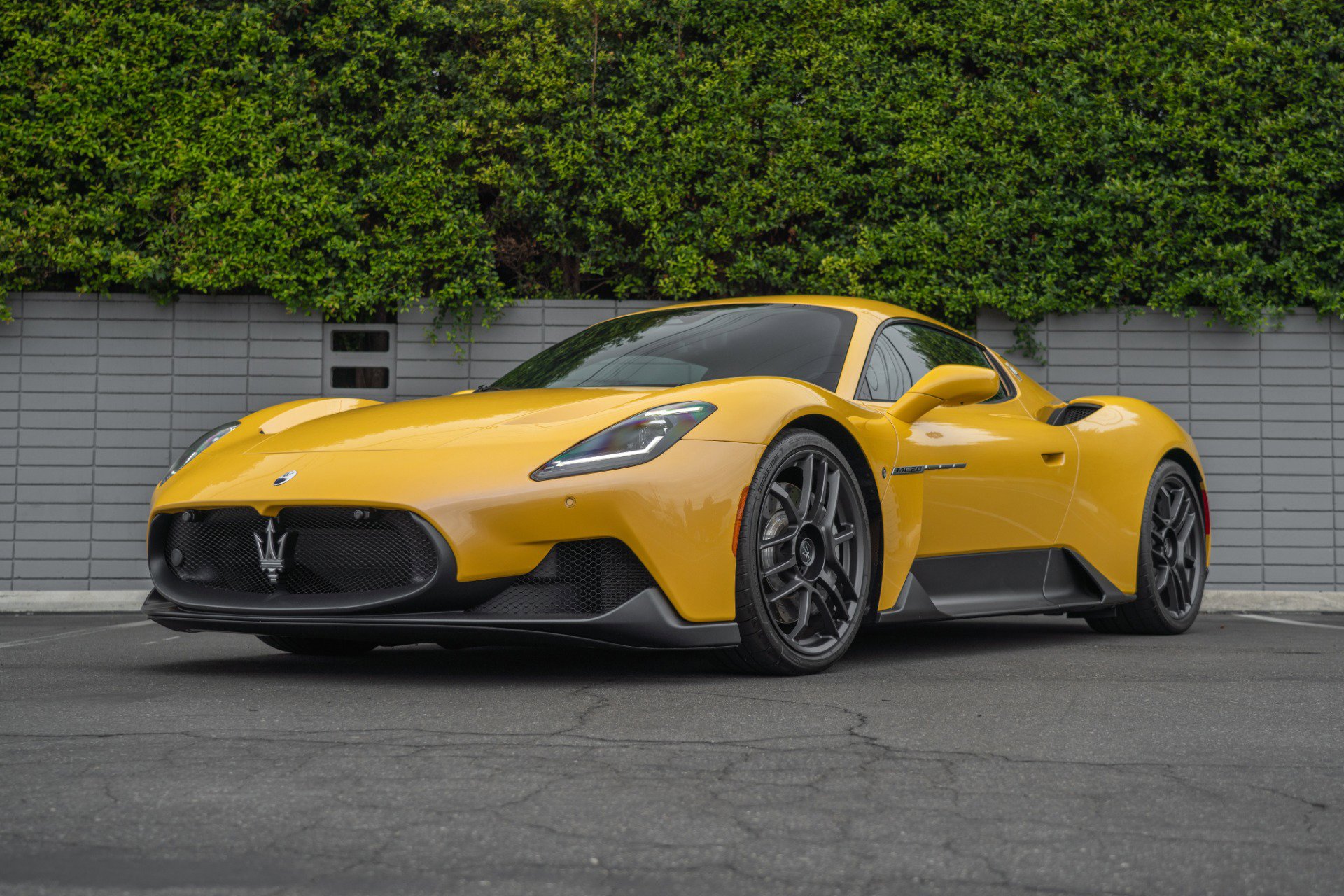 Used 2023 Maserati MC20 Coupe image 21
