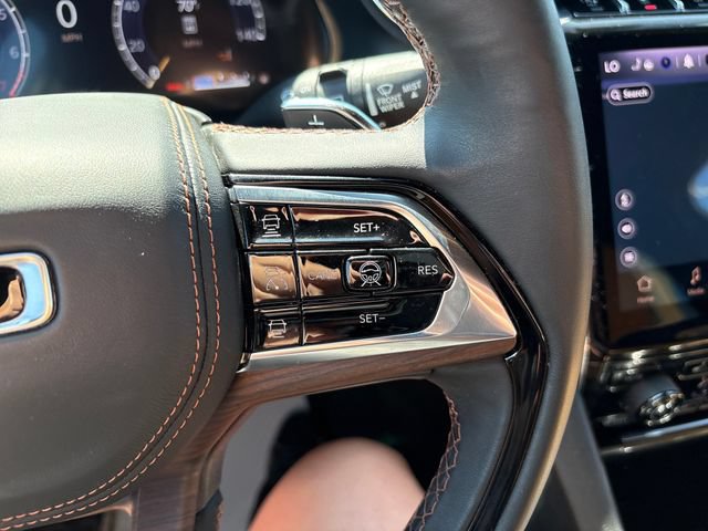 Used 2024 Jeep Grand Cherokee L Summit AWD/4WD image 12