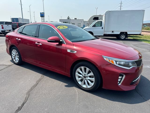 Used 2018 Kia Optima S w/ Panoramic Sunroof Package FWD image 7