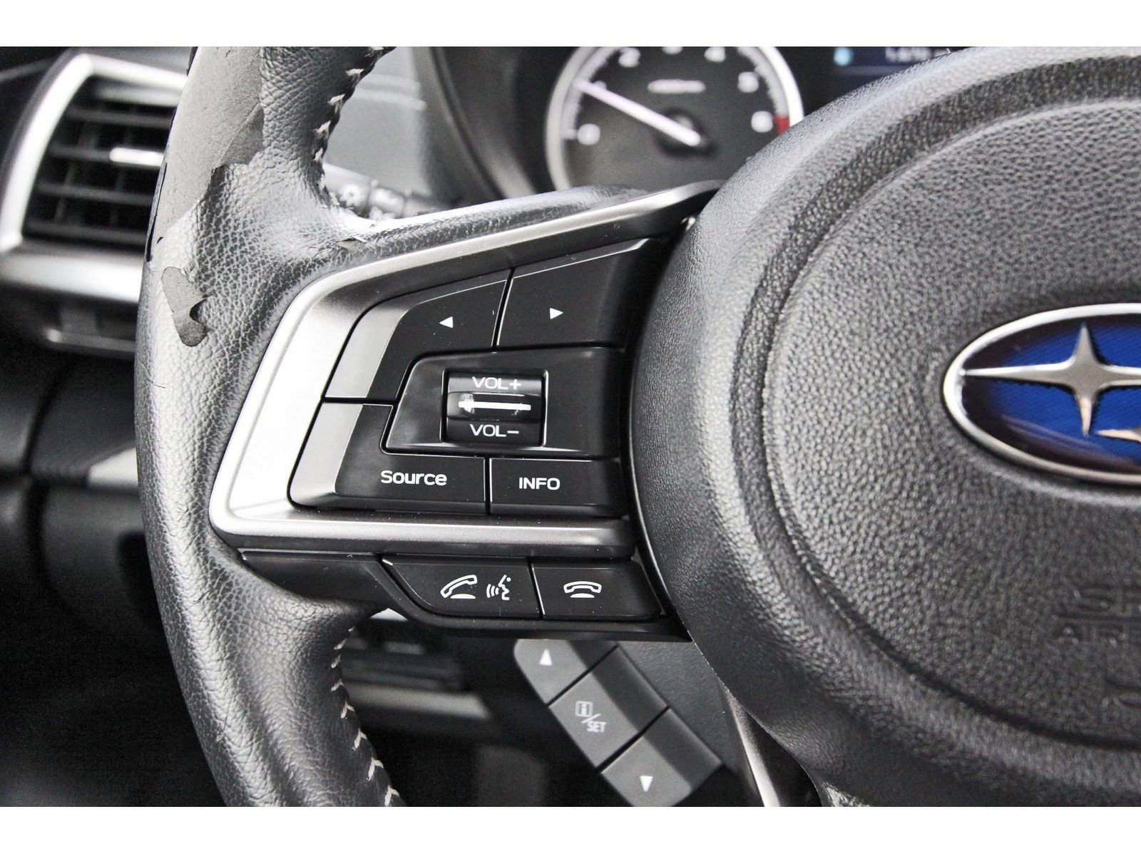 Used 2020 Subaru Forester Limited w/ Popular Package #3 image 15