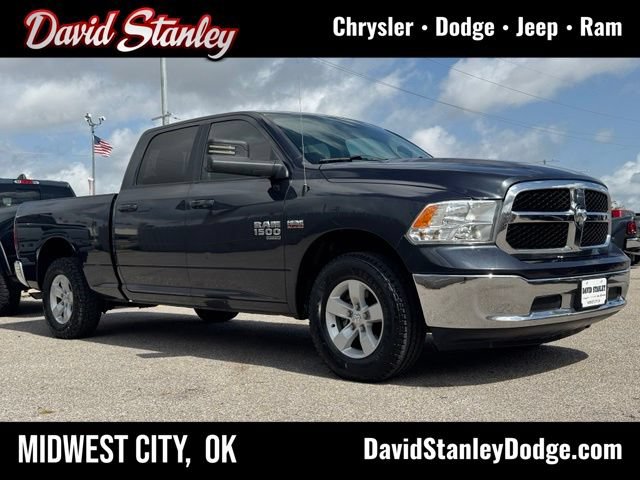 Used 2020 RAM 1500 Classic SLT AWD/4WD image 1