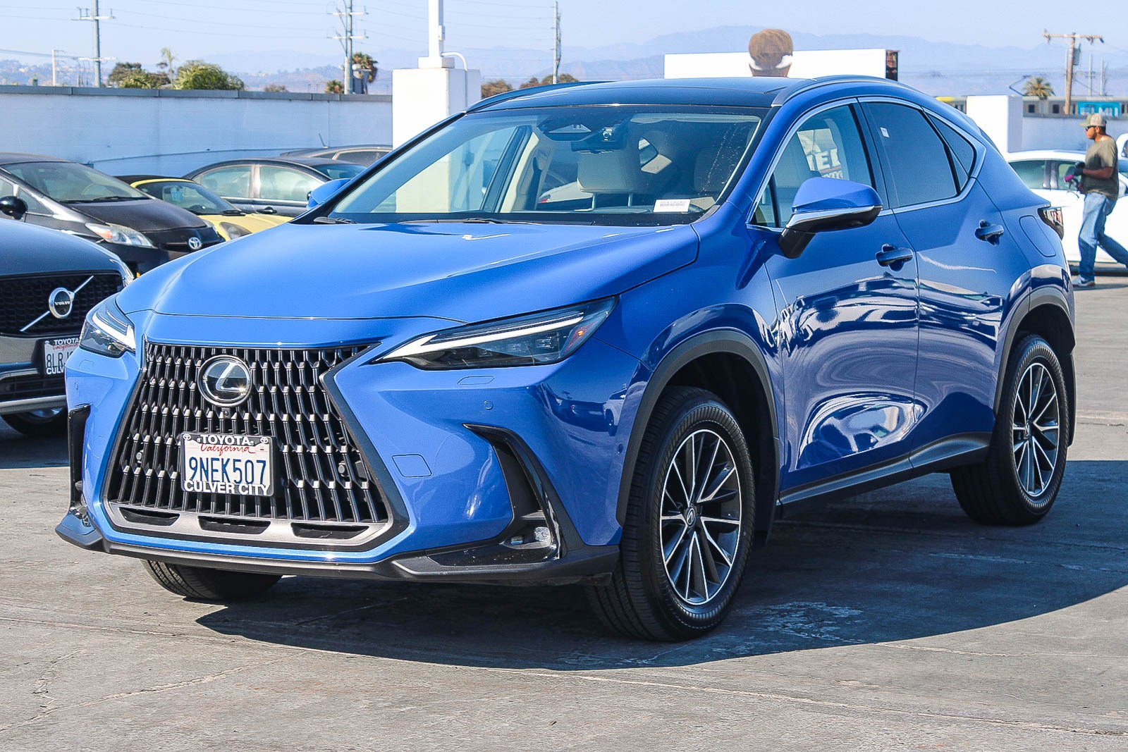 Used 2025 Lexus NX 350h AWD w/ Rear Seat Package image 3