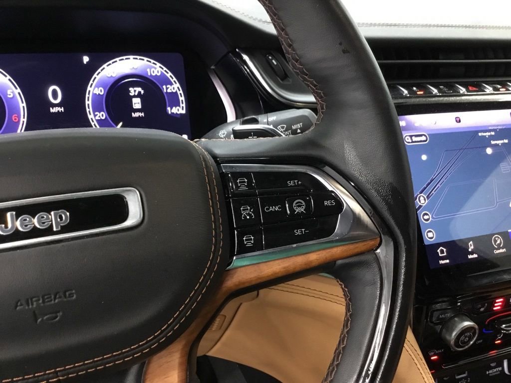 Used 2023 Jeep Grand Cherokee L Summit image 15