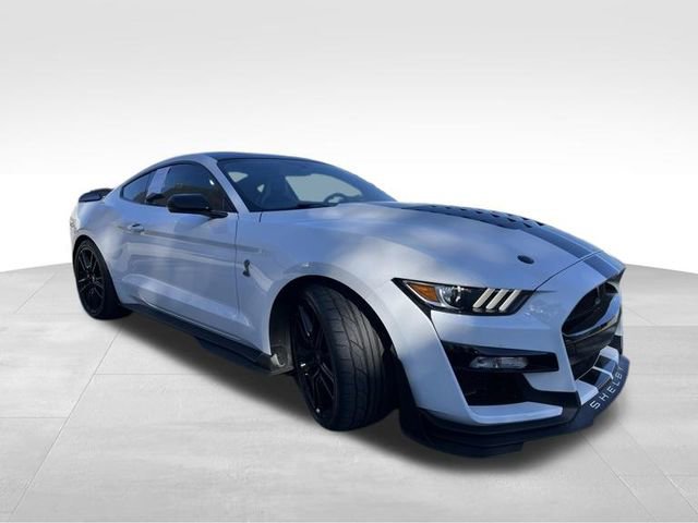 Used 2020 Ford Mustang Shelby GT500 w/ Technology Package RWD image 9
