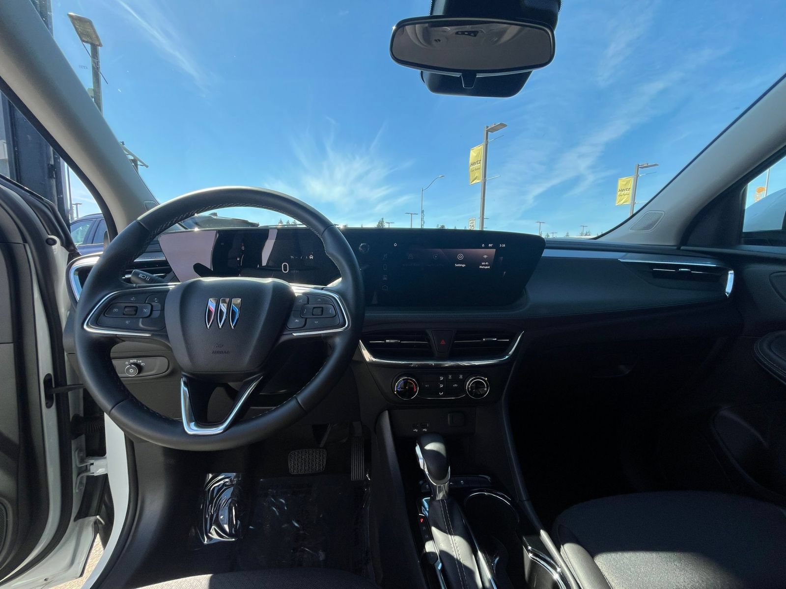 Used 2025 Buick Encore GX Preferred FWD image 33