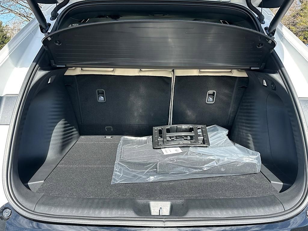 New 2025 Acura ADX A-Spec image 6