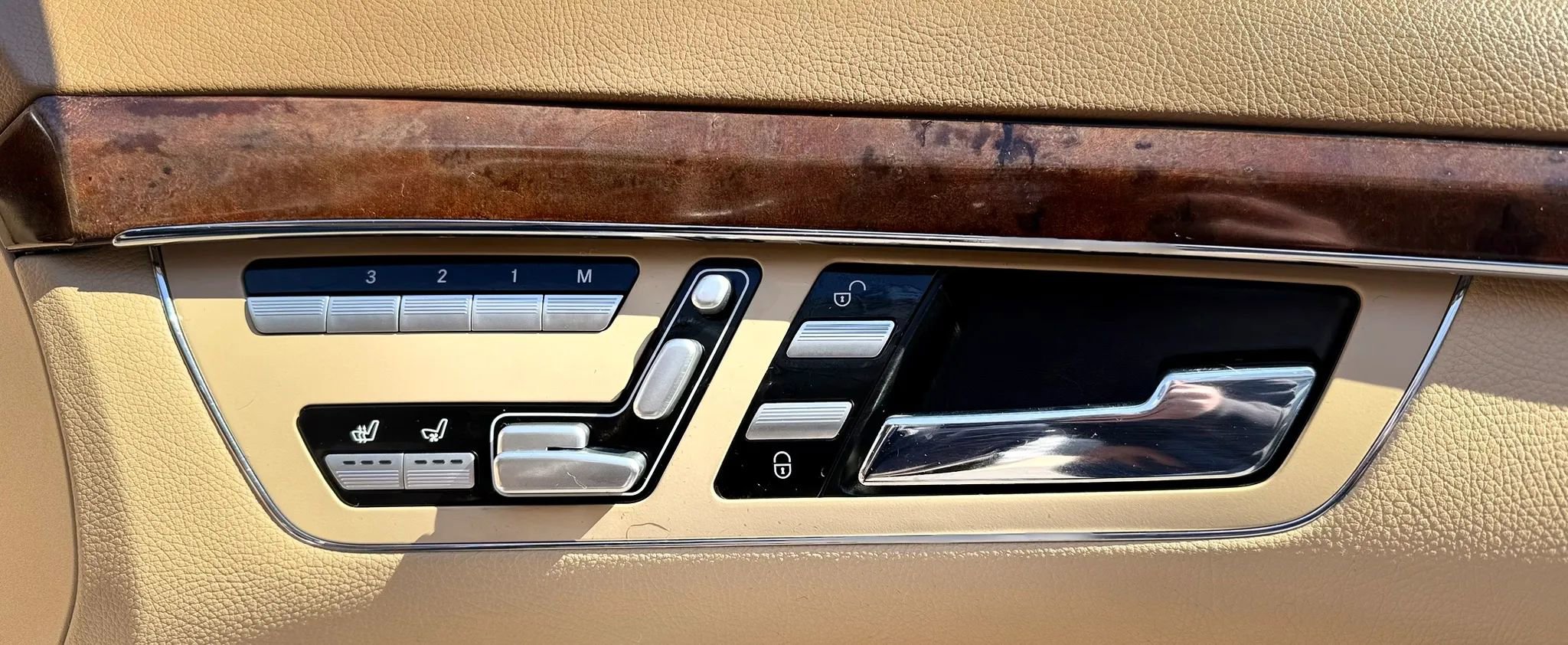 Used 2007 Mercedes-Benz S 550 4MATIC image 33