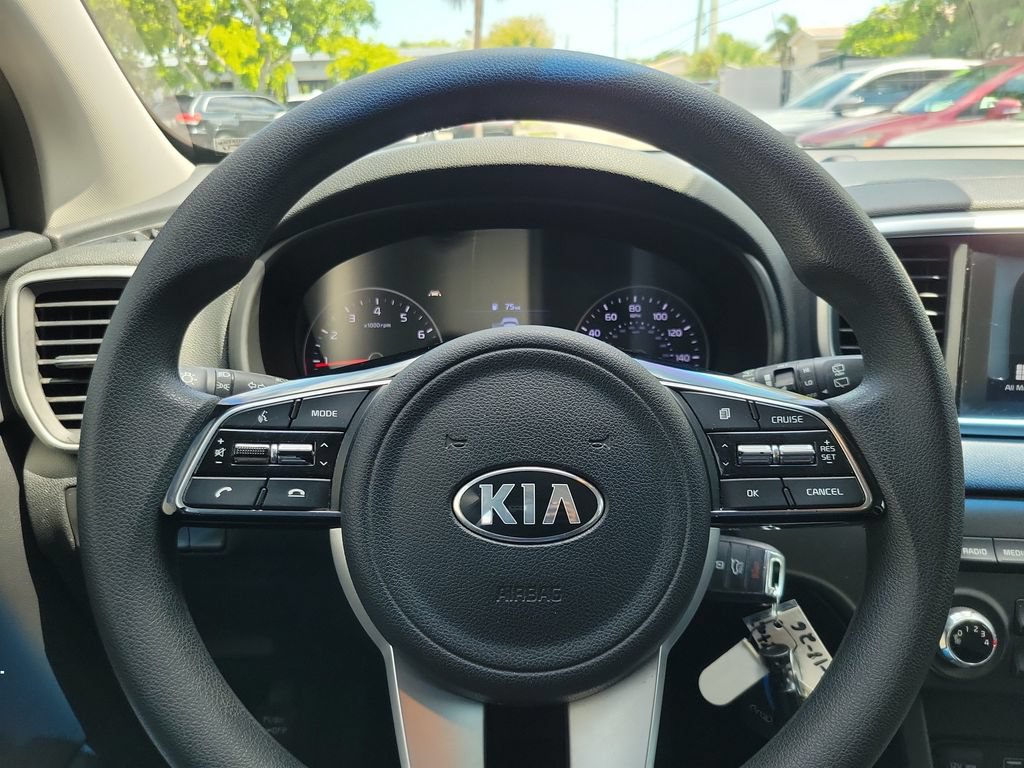 Used 2020 Kia Sportage LX FWD image 17