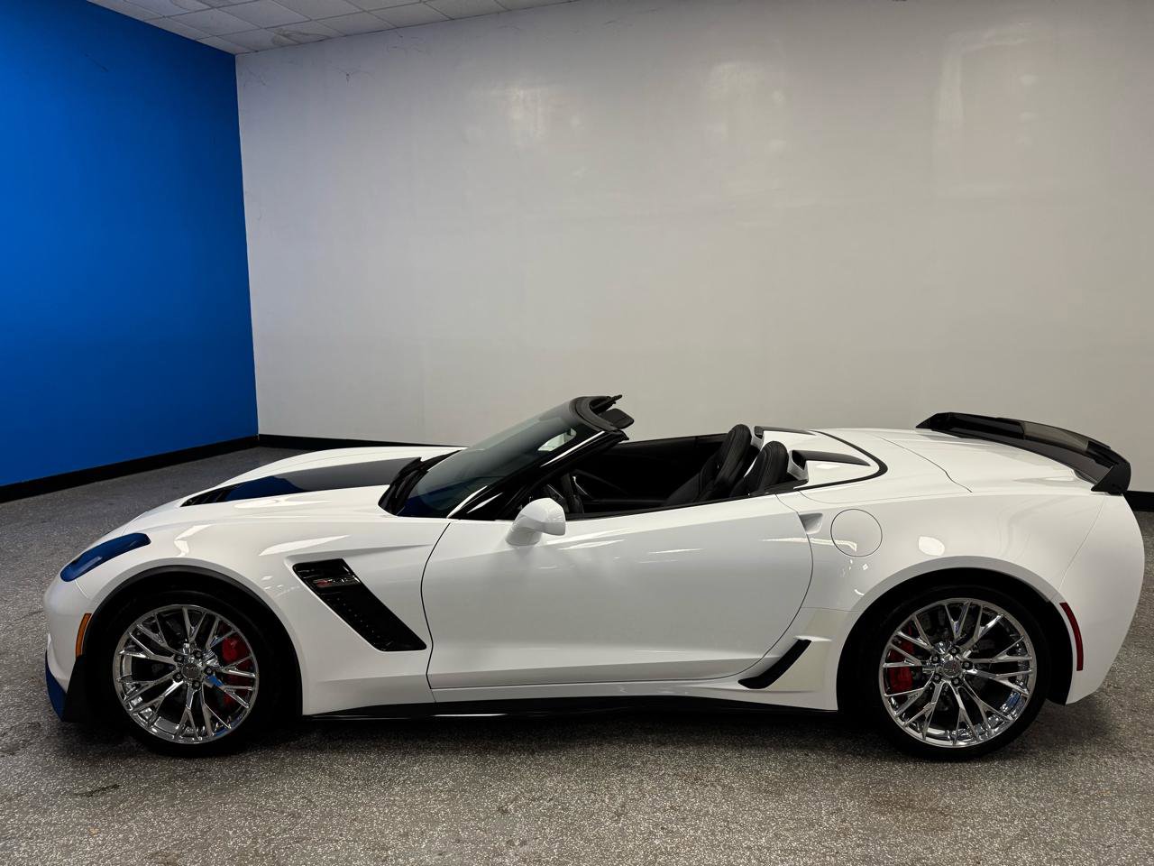 Used 2018 Chevrolet Corvette Z06 w/ Z07 Performance Package image 7