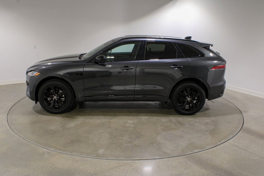 New 2025 Jaguar F-PACE R-Dynamic S image 2