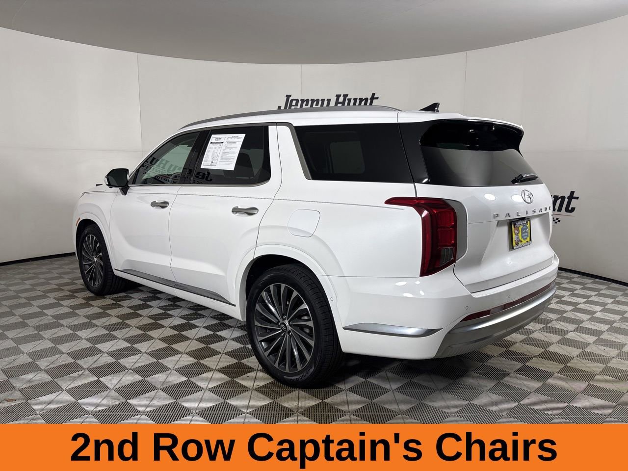 Used 2023 Hyundai Palisade Calligraphy w/ Cargo Package image 7