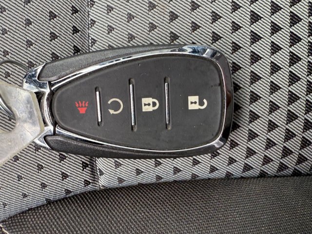 Used 2025 Chevrolet Trax LT FWD image 24