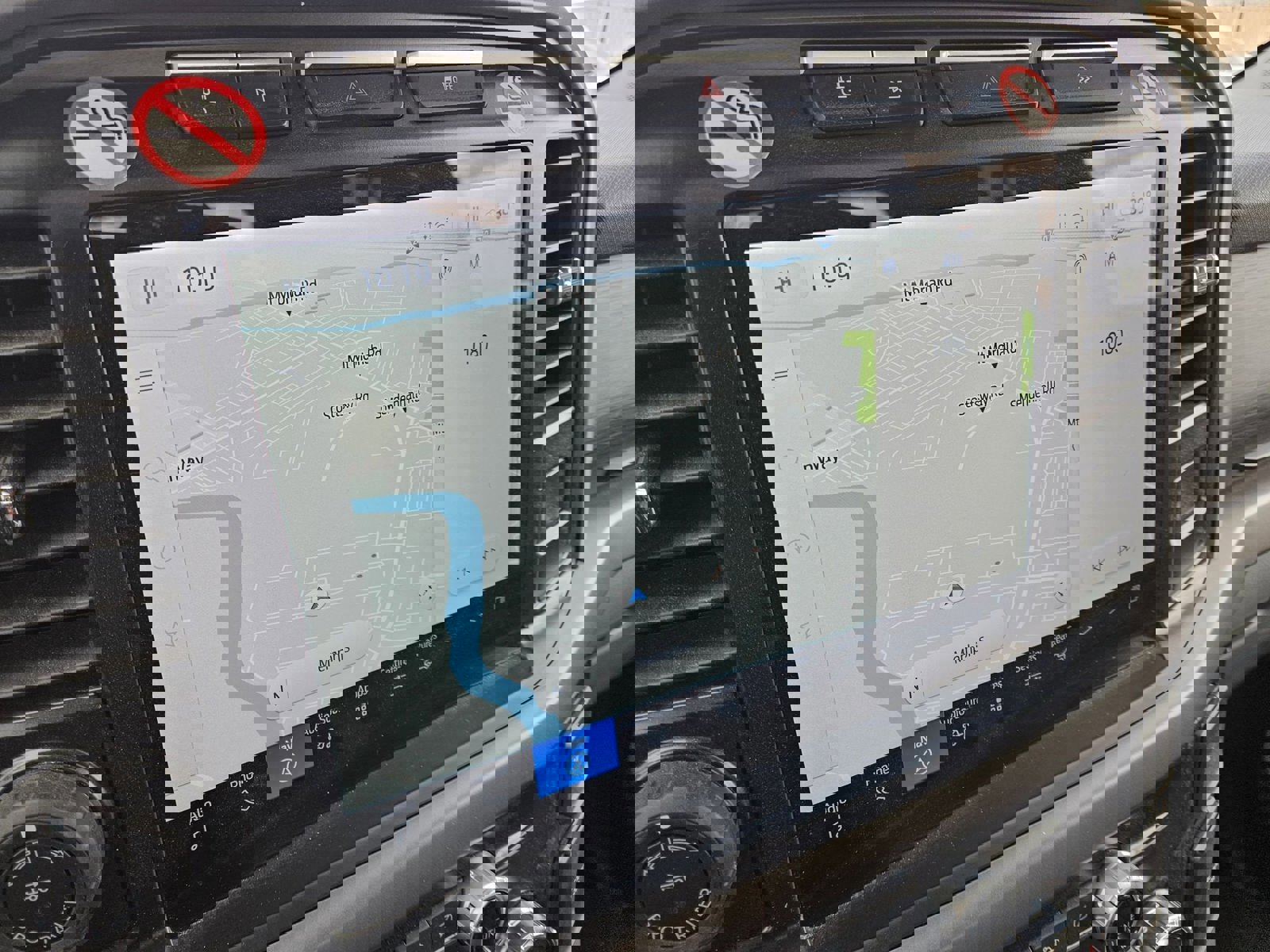 Used 2024 Ford F150 XLT w/ Mobile Office Package image 15