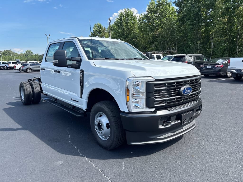 New 2026 Ford F350 XL AWD/4WD image 3