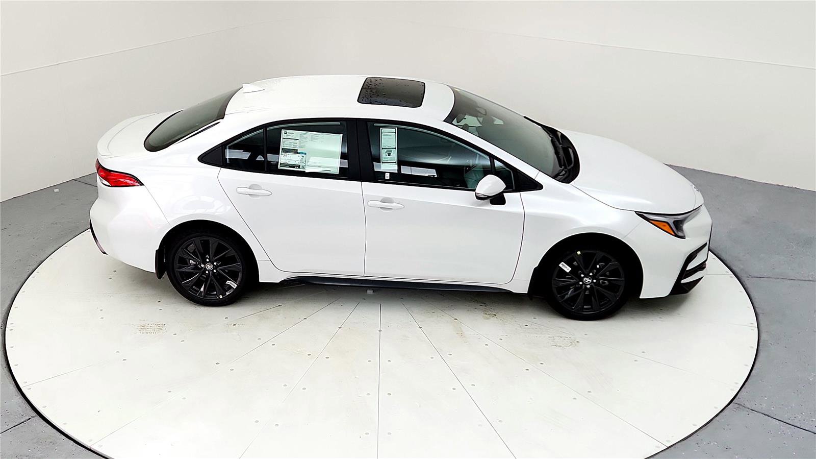 Certified 2023 Toyota Corolla SE w/ SE Premium Package image 20