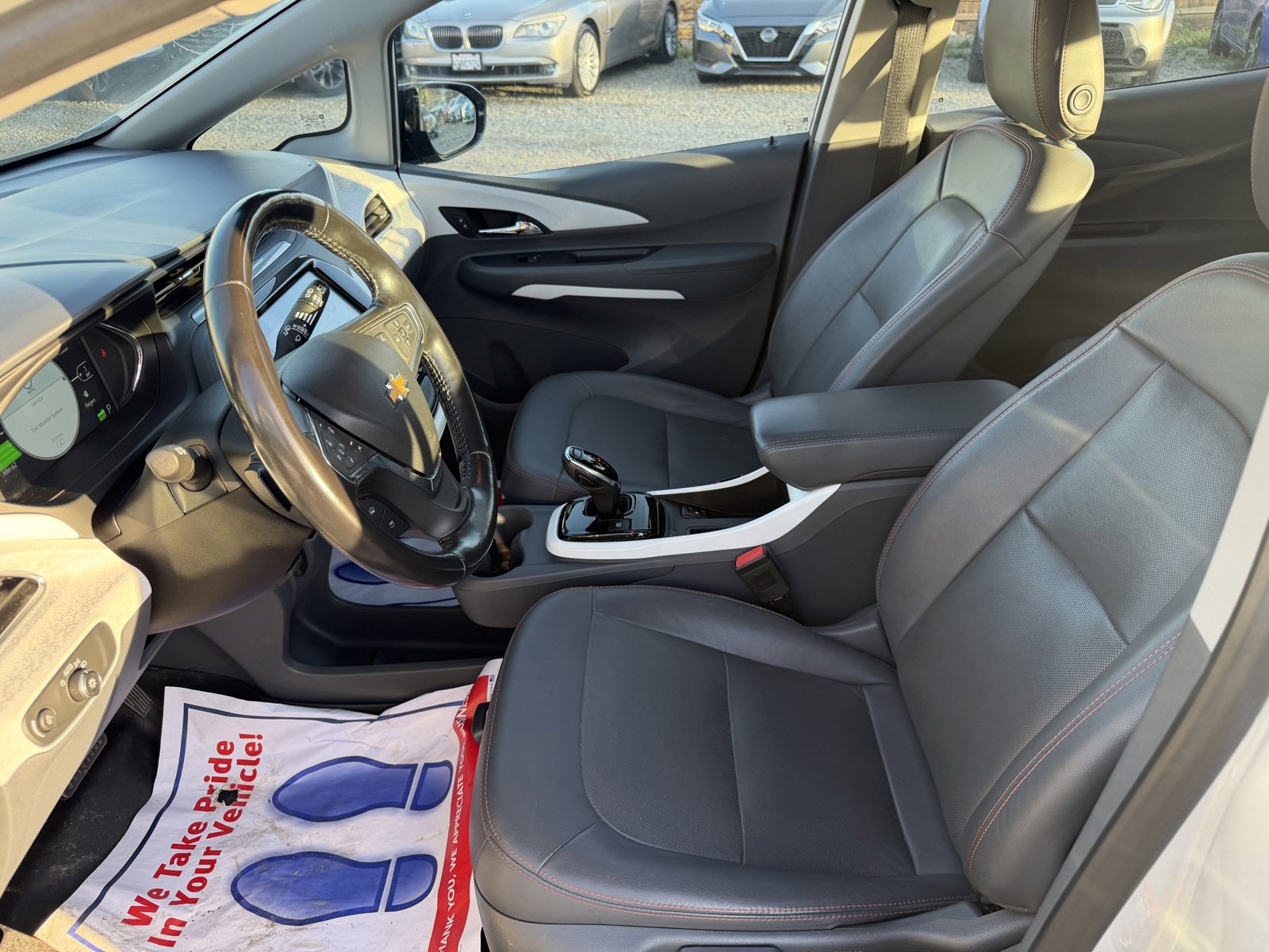 Used 2019 Chevrolet Bolt Premier w/ Infotainment Package image 13