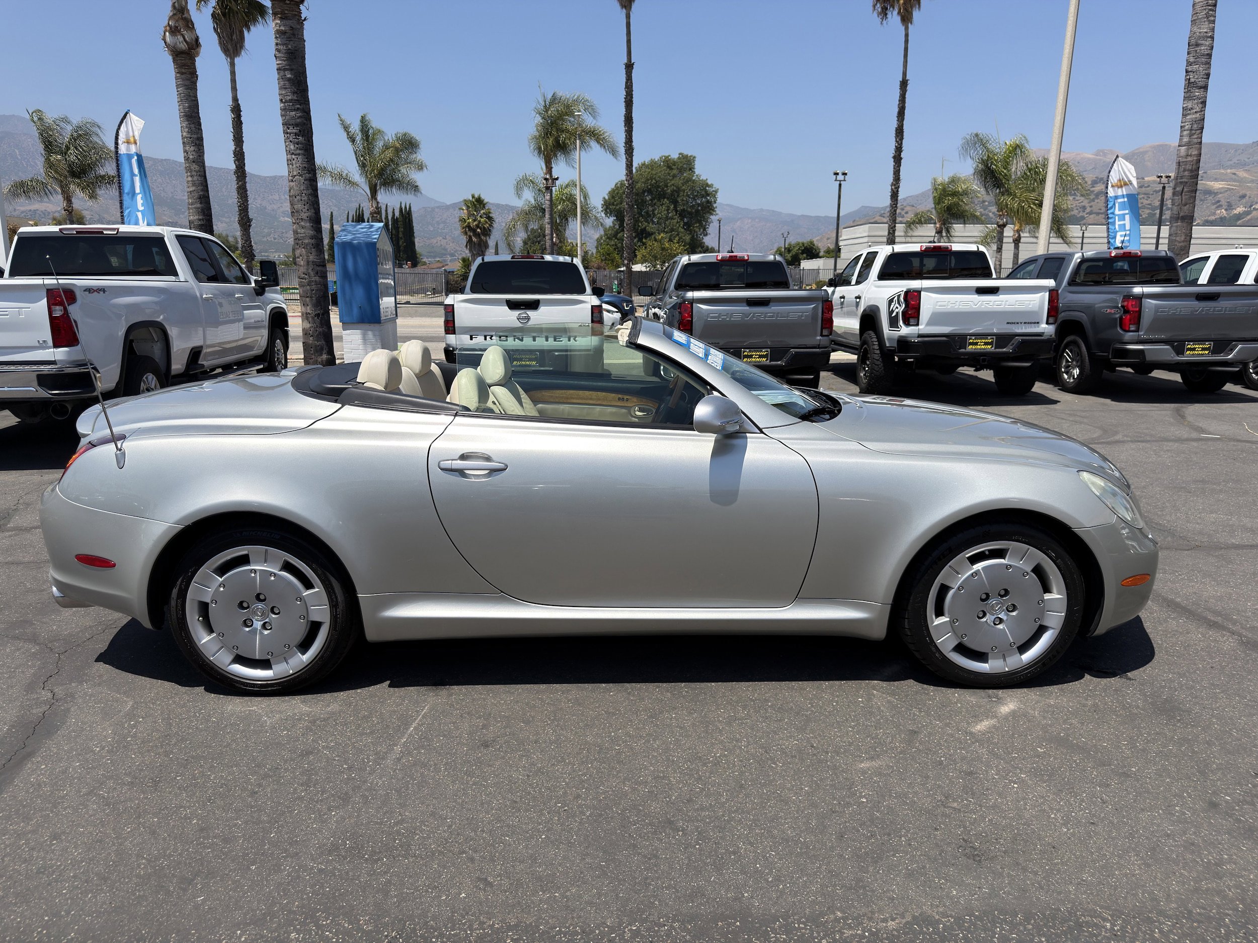 Used 2003 Lexus SC 430 Convertible RWD image 44