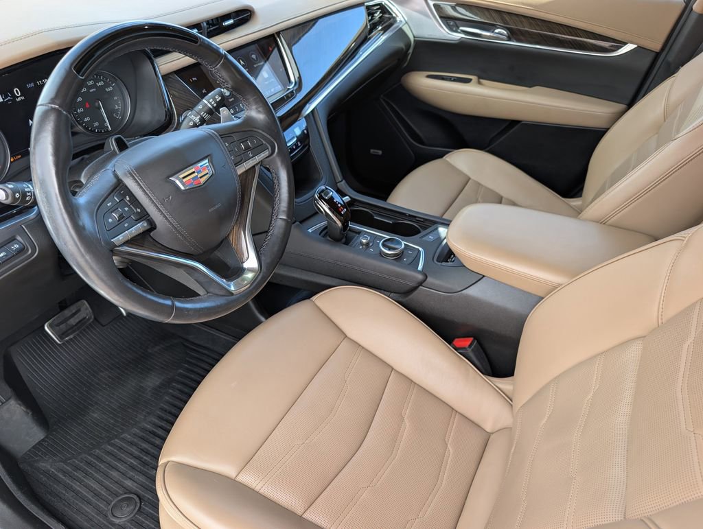 Certified 2024 Cadillac XT6 Sport w/ Platinum Package AWD/4WD image 9