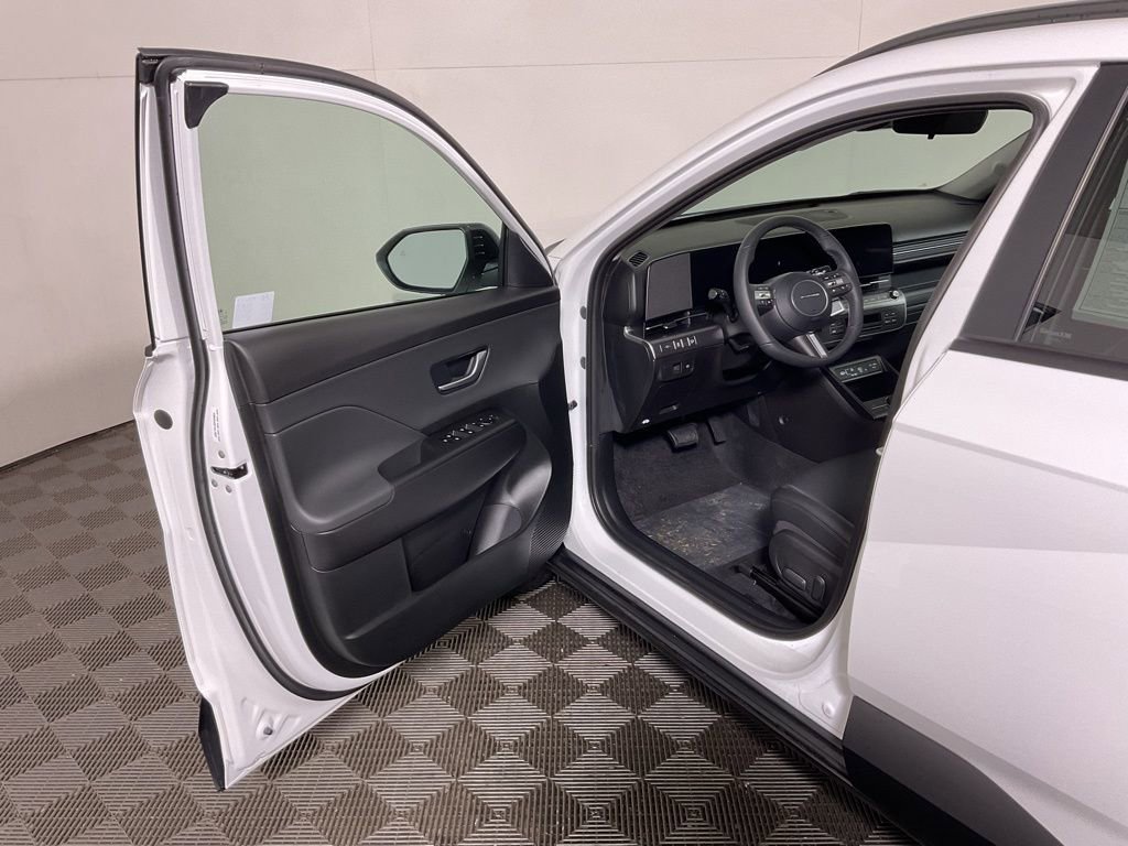 New 2026 Hyundai Kona SEL Premium image 16