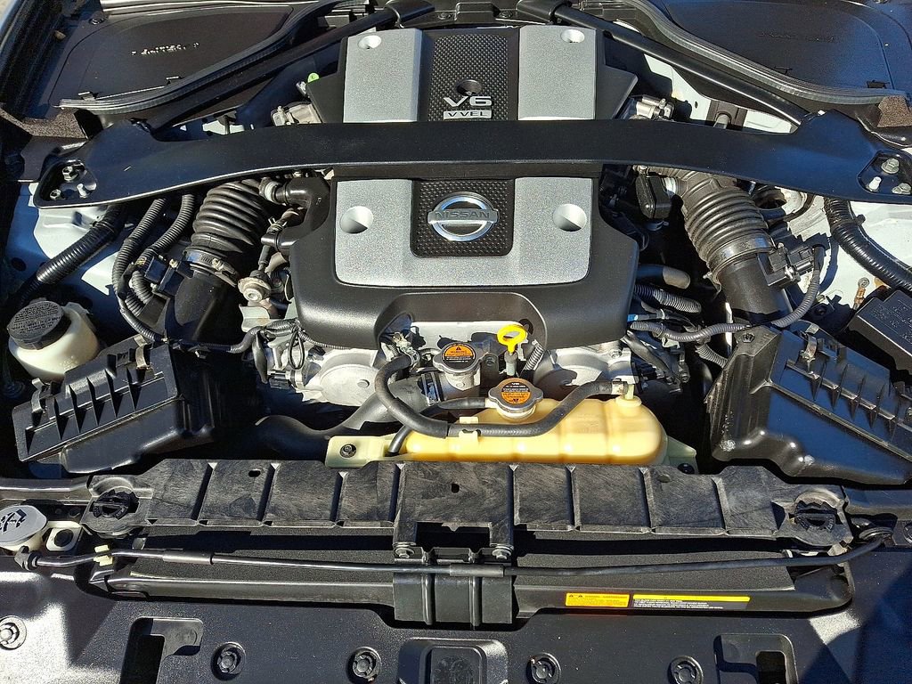 Used 2018 Nissan 370Z Touring Sport image 28