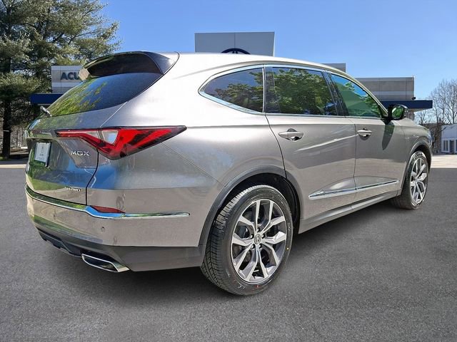Used 2024 Acura MDX SH-AWD w/ Technology Package image 6