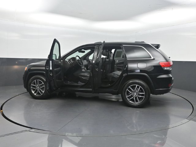 Used 2018 Jeep Grand Cherokee Limited RWD image 33