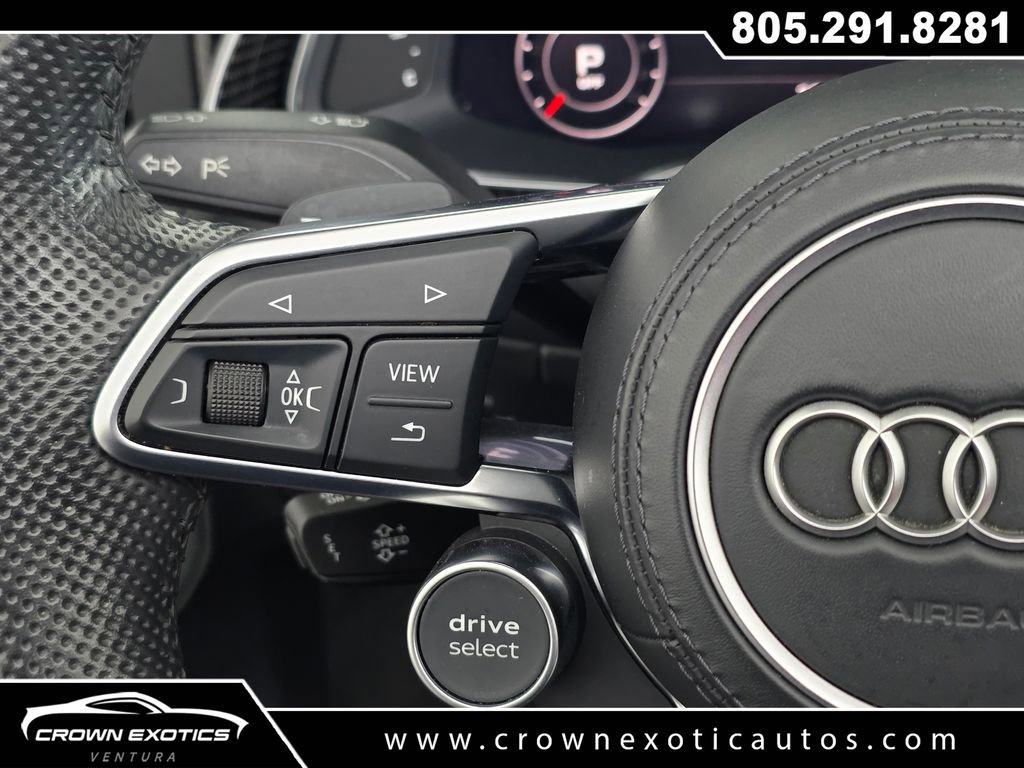 Used 2022 Audi R8 V10 w/ Carbon Exterior Package RWD image 25
