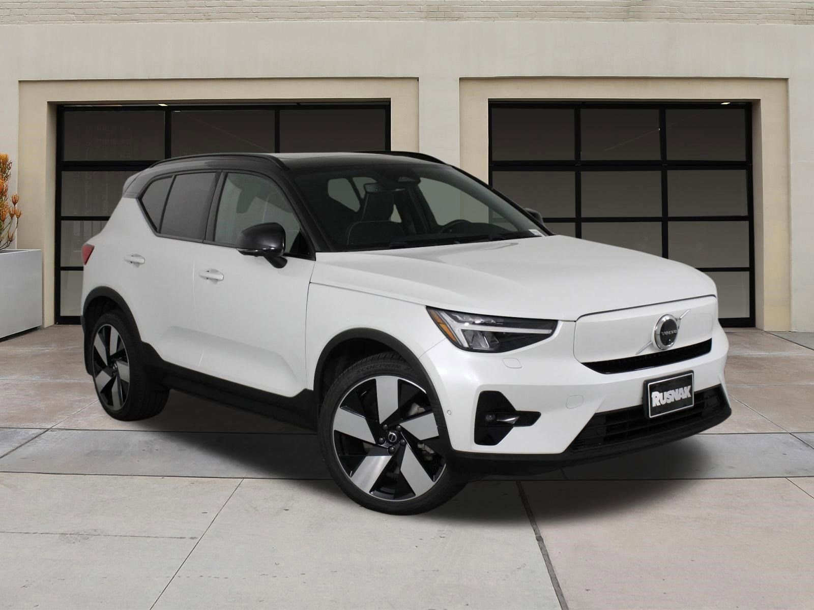 Used 2023 Volvo XC40 Recharge Ultimate w/ Protection Package Premier AWD/4WD image 32