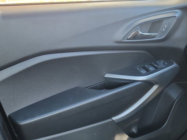 New 2026 Chevrolet Trax RS w/ Sunroof Package image 24