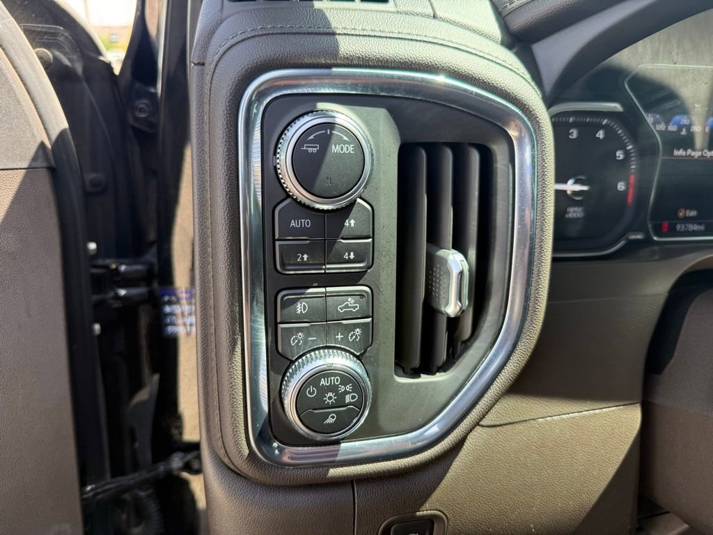 Used 2021 GMC Sierra 1500 Denali w/ Denali Premium Package AWD/4WD image 11