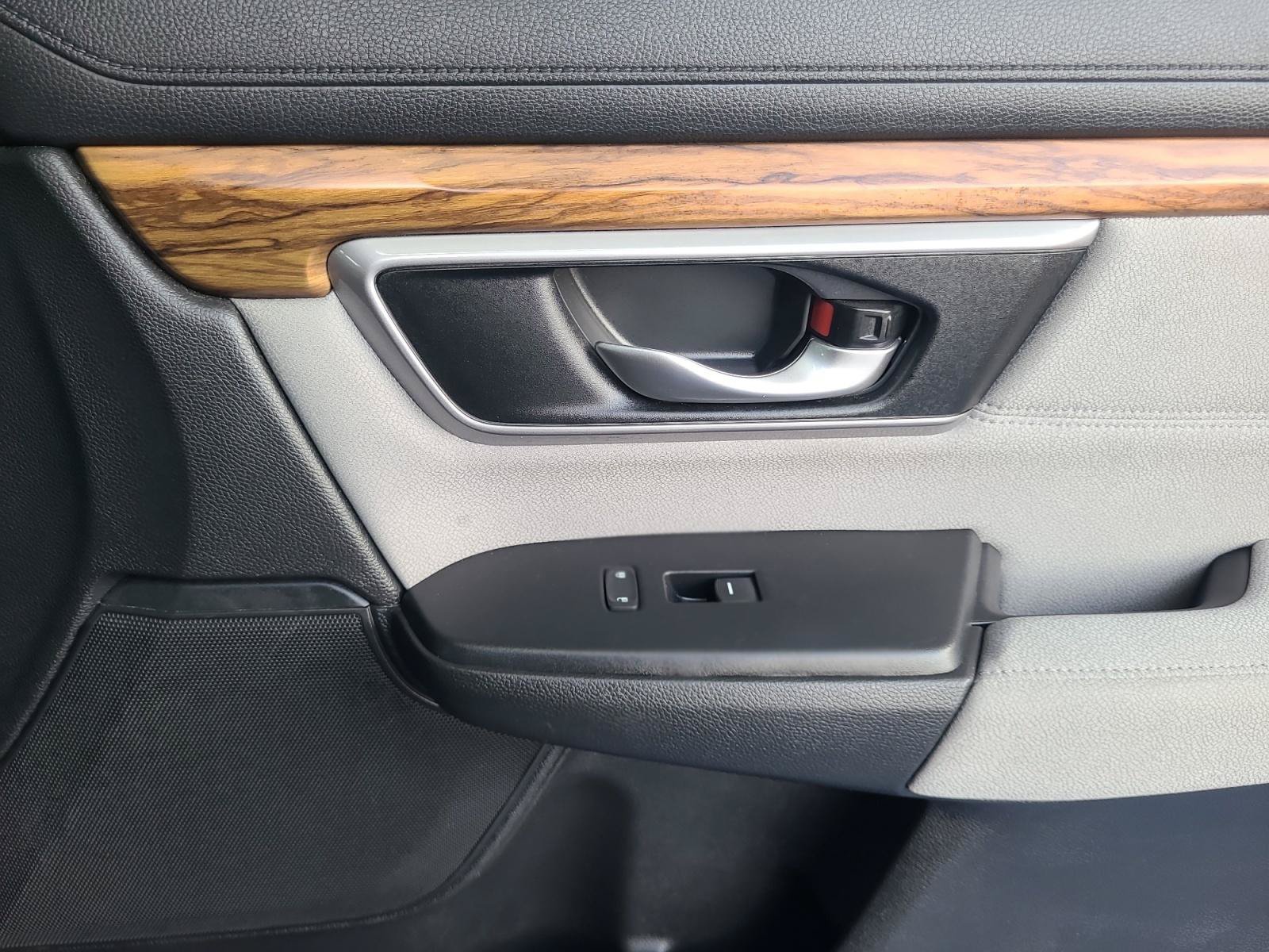 Used 2017 Honda CR-V EX image 22