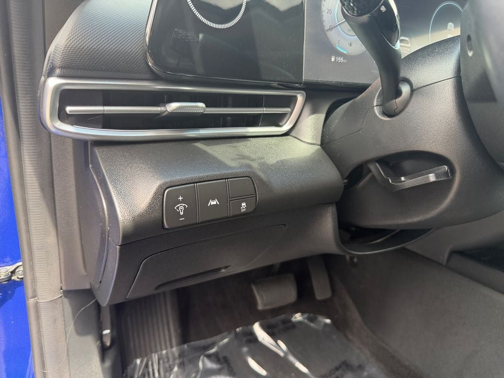 Used 2023 Hyundai Elantra Limited w/ Cargo Package FWD image 19