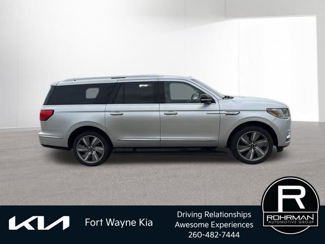 Used 2018 Lincoln Navigator L Reserve w/ Technology Package image 6