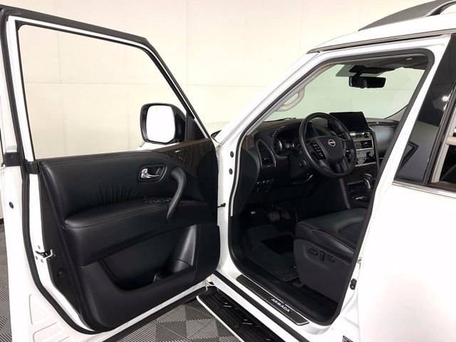 Used 2023 Nissan Armada Platinum w/ Captain's Chairs Package AWD/4WD image 28