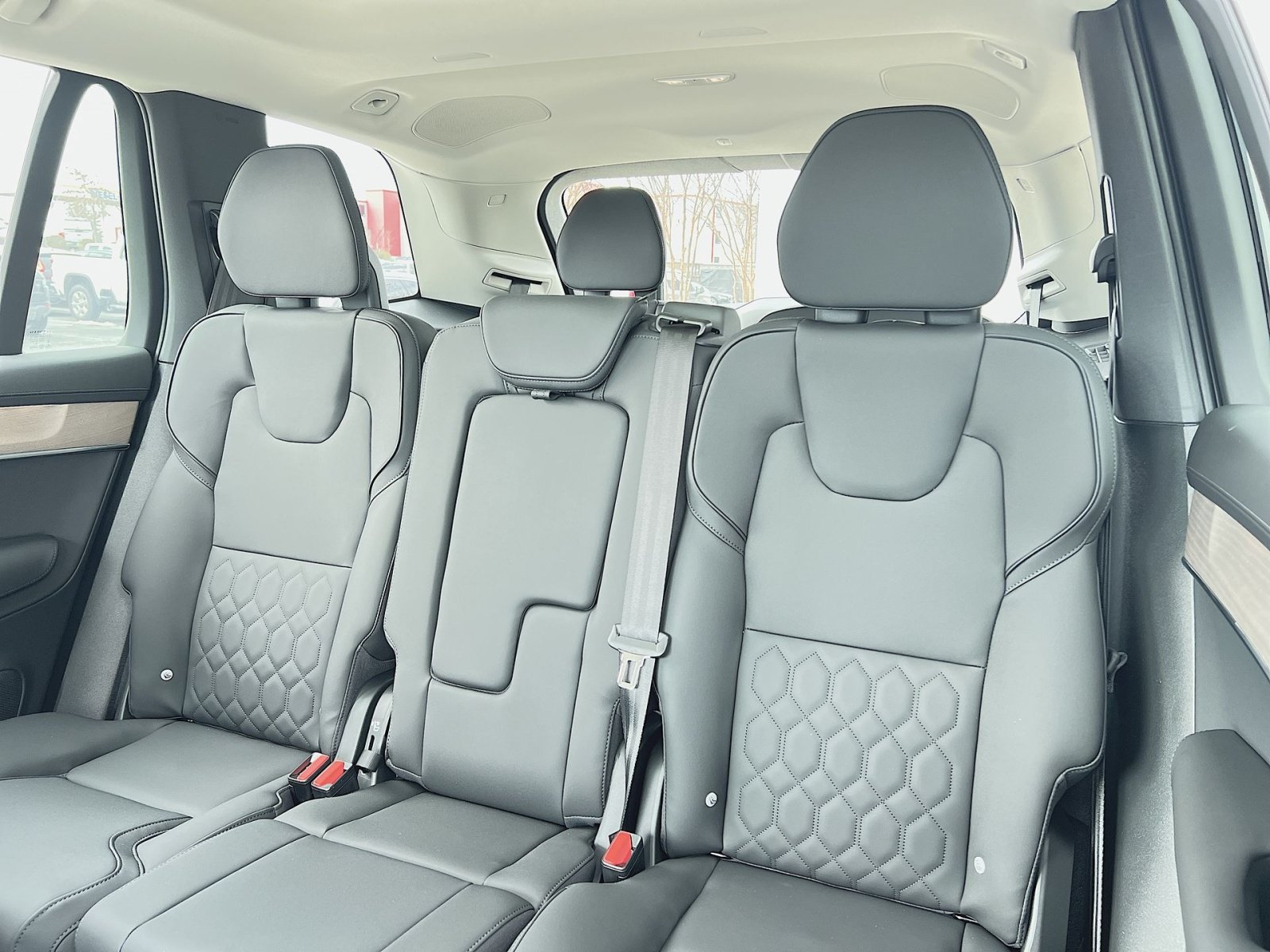 New 2026 Volvo XC90 B6 Plus AWD/4WD image 33