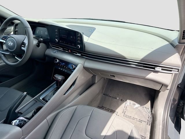 Certified 2025 Hyundai Elantra Sport FWD image 27