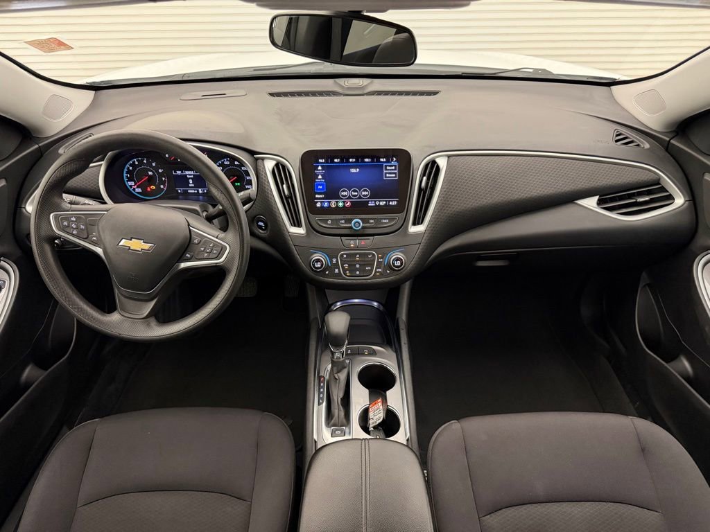 Used 2024 Chevrolet Malibu LT FWD image 43